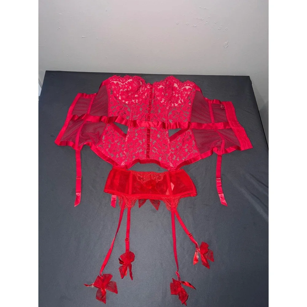 Victoria's Secret Red Lace Corset 36D and Garter Belt XS Set Lingerie